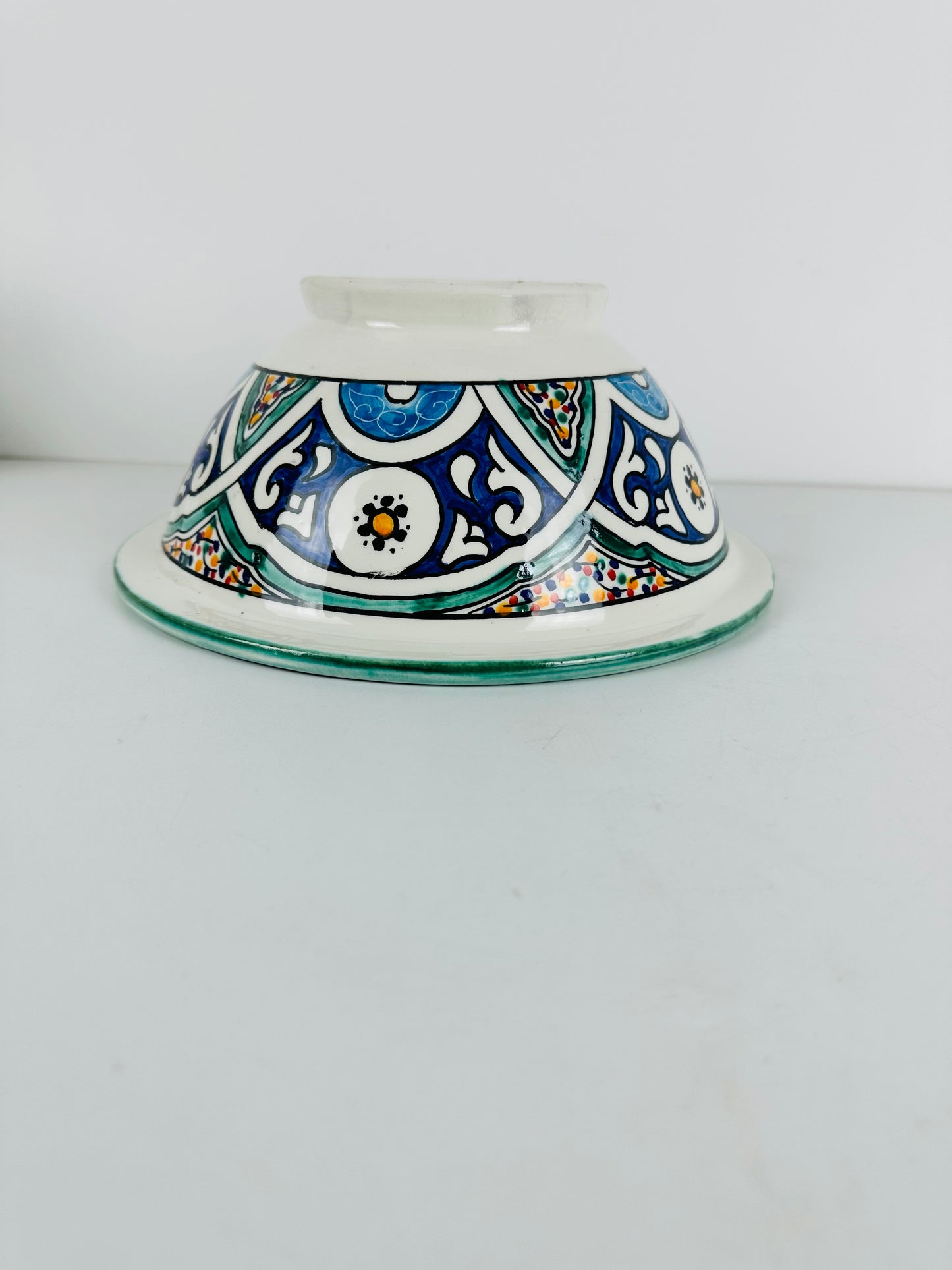 Moroccan Beauty Mosaic : Handcrafted Ceramic Sink with Traditional Moroccan Colors