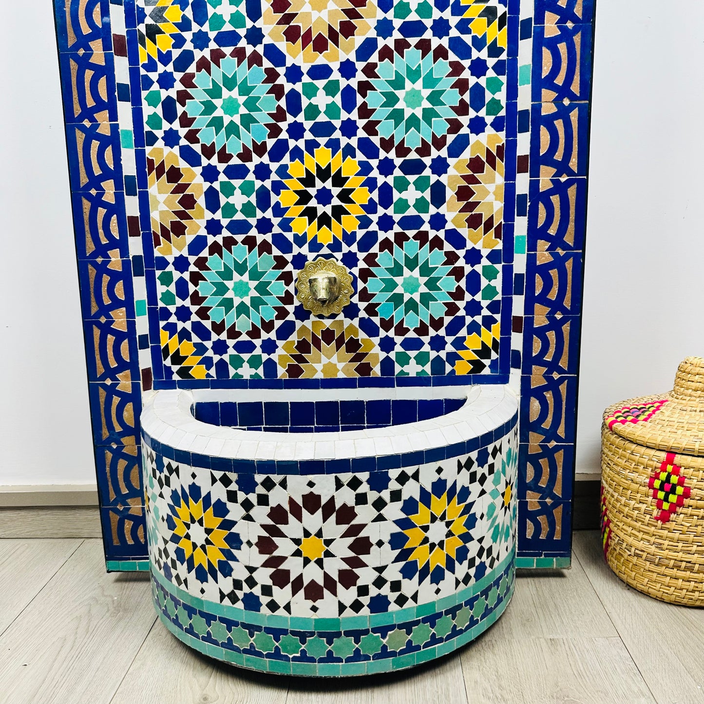 Handcrafted Moroccan Zellige Fountain – A Timeless Mosaic Masterpiece