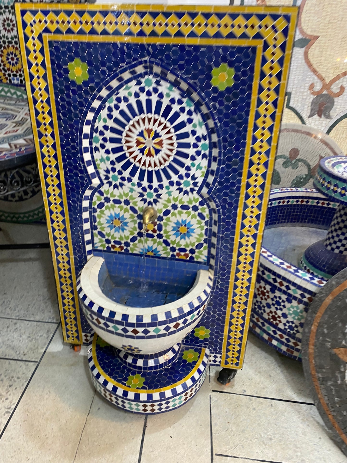 Handcrafted Moroccan Zellige Fountain – A Timeless Masterpiece