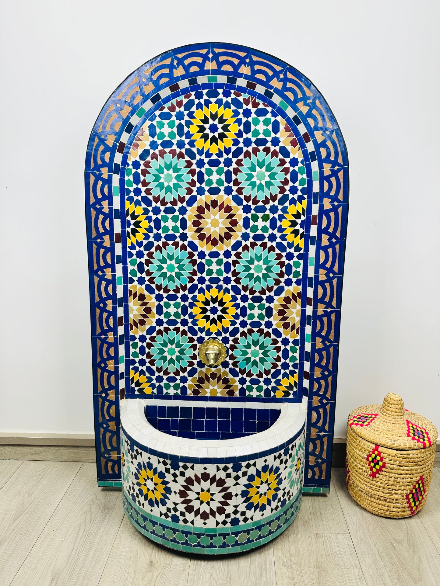 Handcrafted Moroccan Zellige Fountain – A Timeless Mosaic Masterpiece