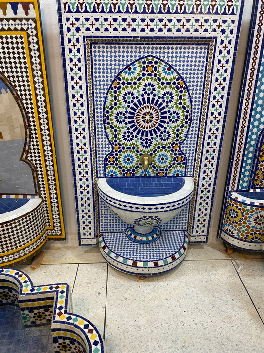 Handcrafted Moroccan Zellige Fountain – An Exquisite Blend of Art & Functionality