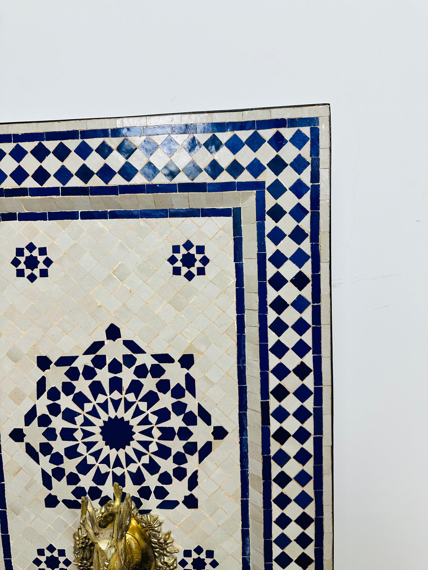 Handcrafted Moroccan Zellige Fountain – A Timeless Masterpiece