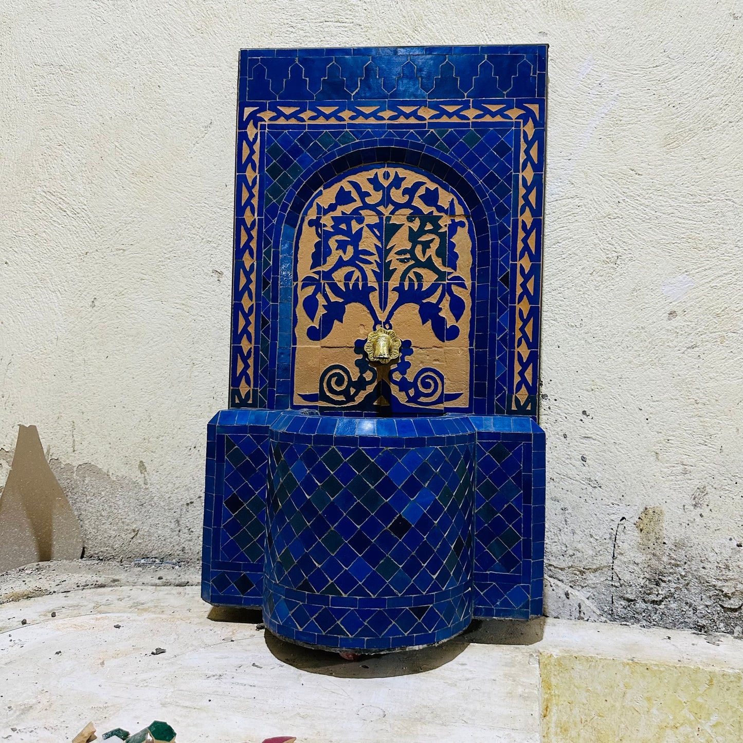 Blue Zellige Fountain – Timeless Craftsmanship (Copy)