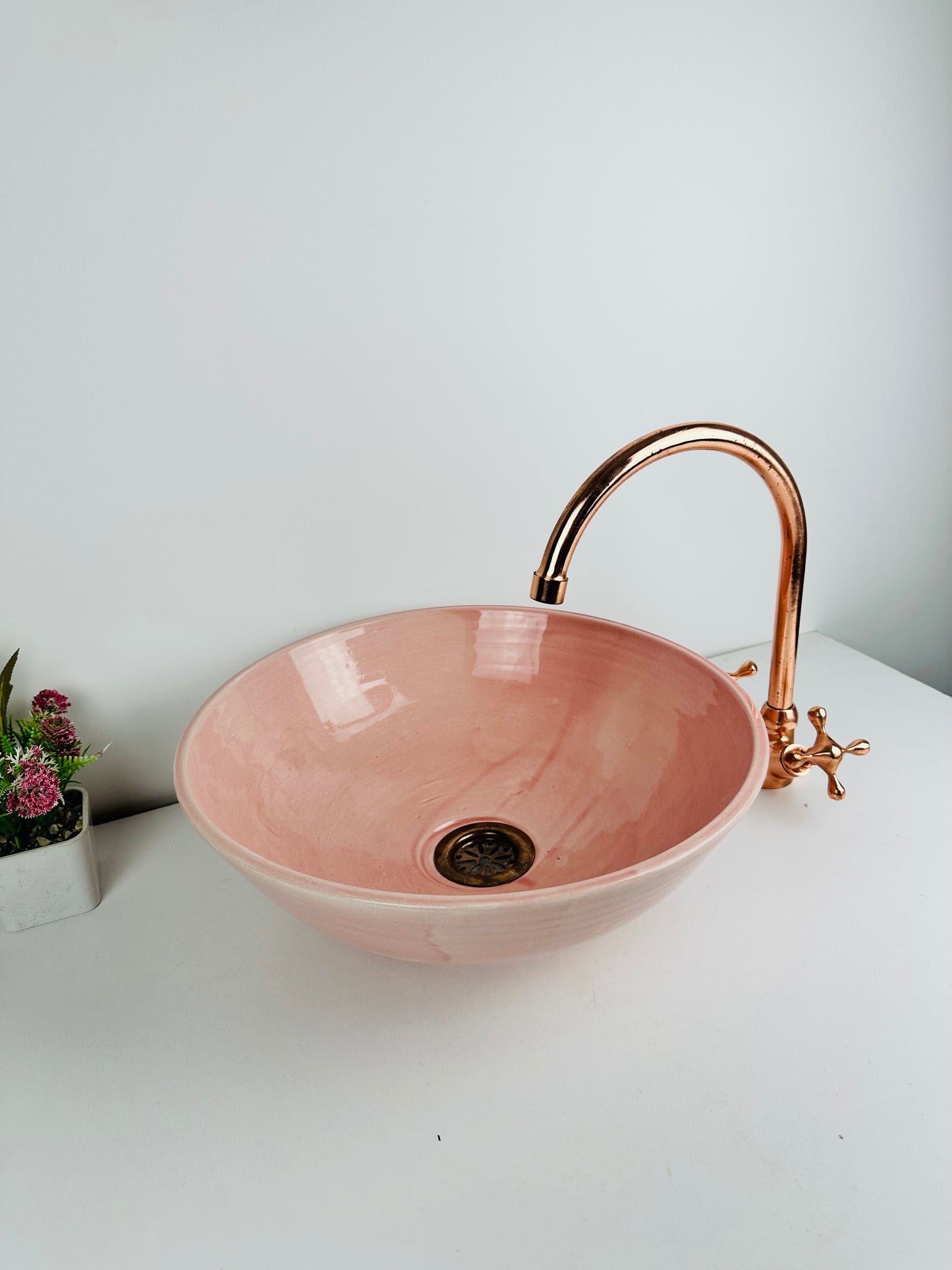 Peach Perfection: Handcrafted Ceramic Sink in Peach Color