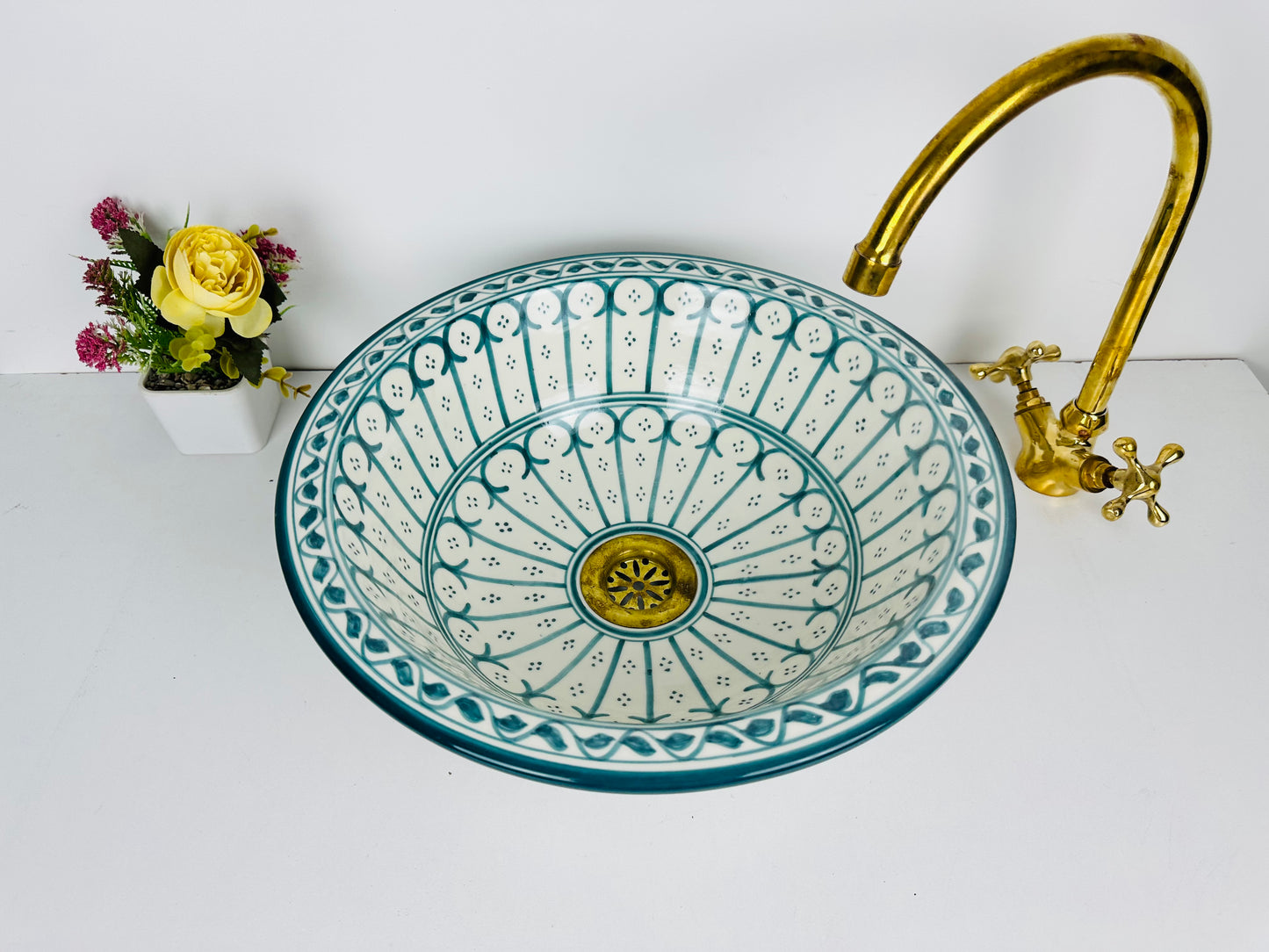 Oceanic Hues: Handcrafted Ceramic Sink in Ocean-Inspired Color