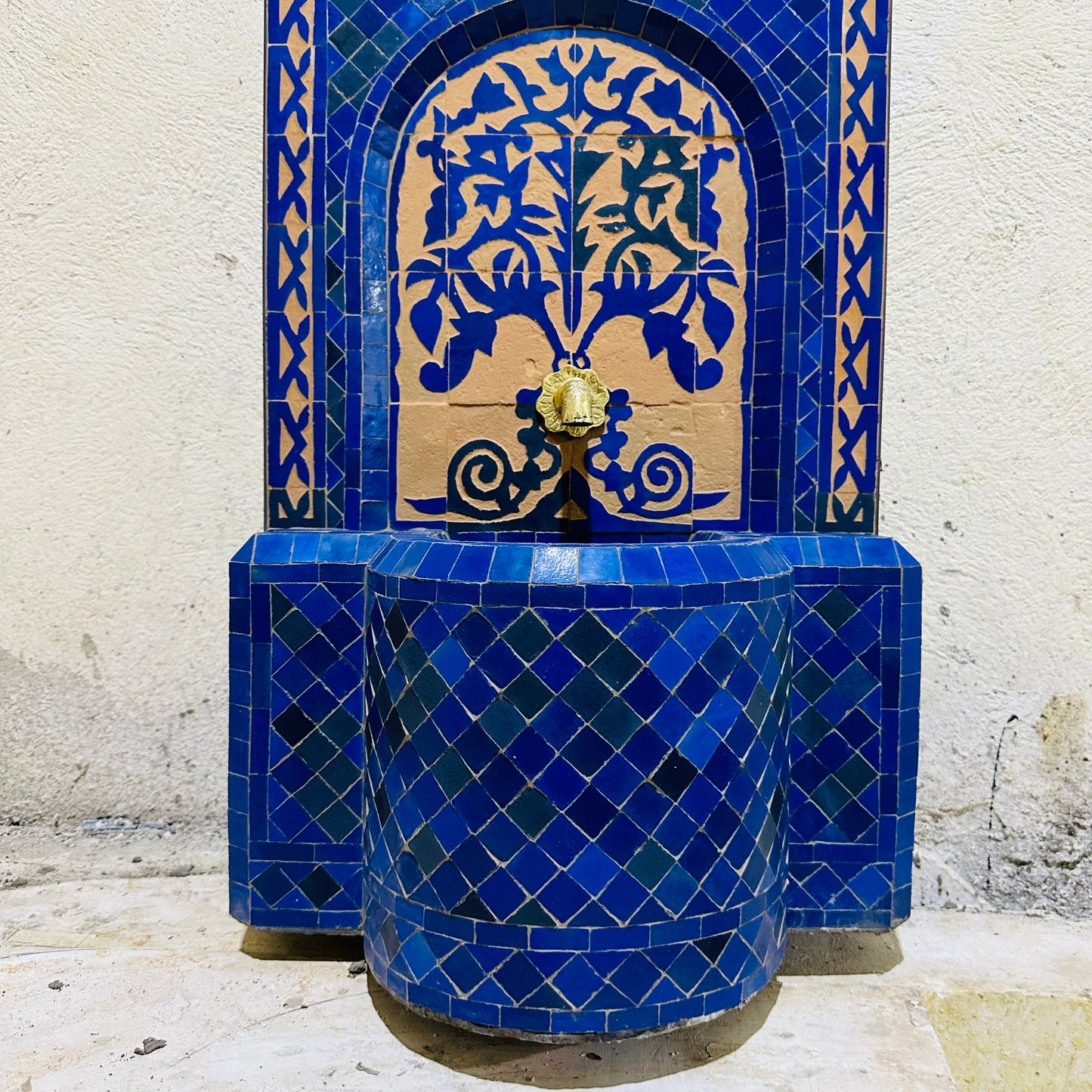 Blue Zellige Fountain – Timeless Craftsmanship (Copy)