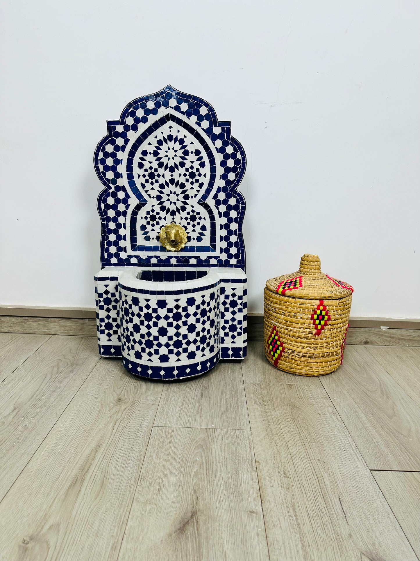 Moroccan Zellige Fountain – A Masterpiece of Art & Tradition