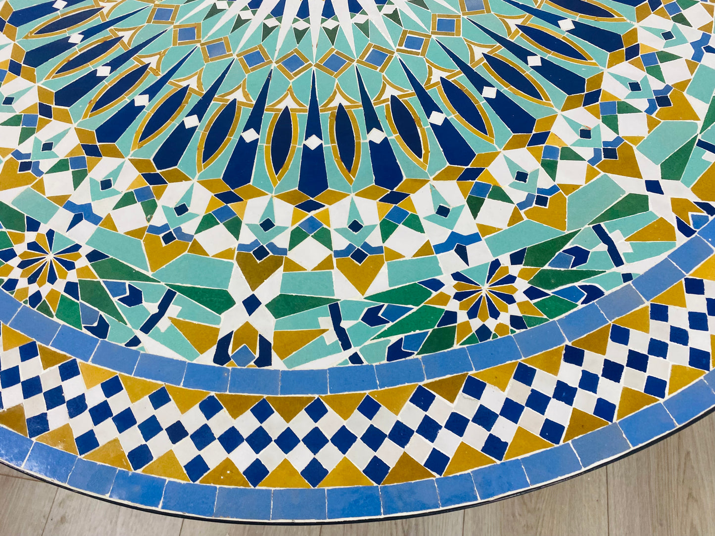 Handmade Mandala Zellige Mosaic Dining Table – Radiant Starburst Elegance