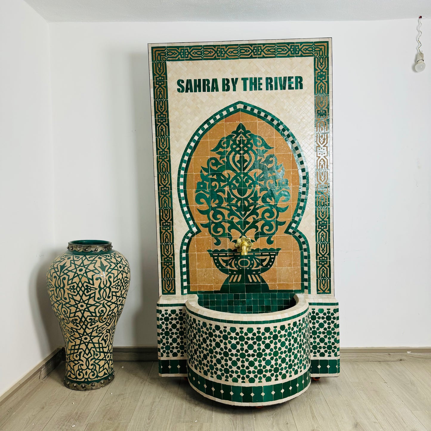 Personalized Moroccan Zellige Fountain – Timeless Elegance