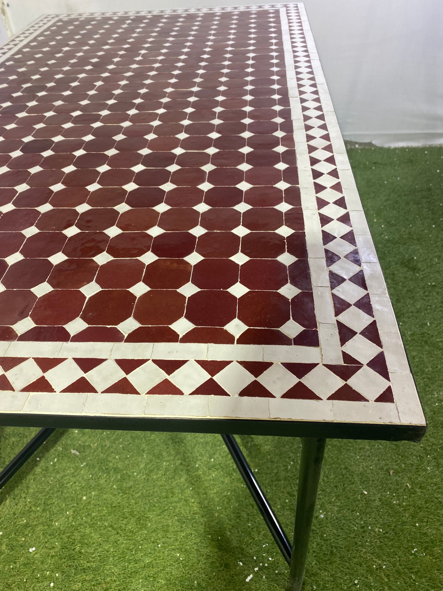 Handmade Moroccan Zellige Mosaic Table – Deep Red Elegance