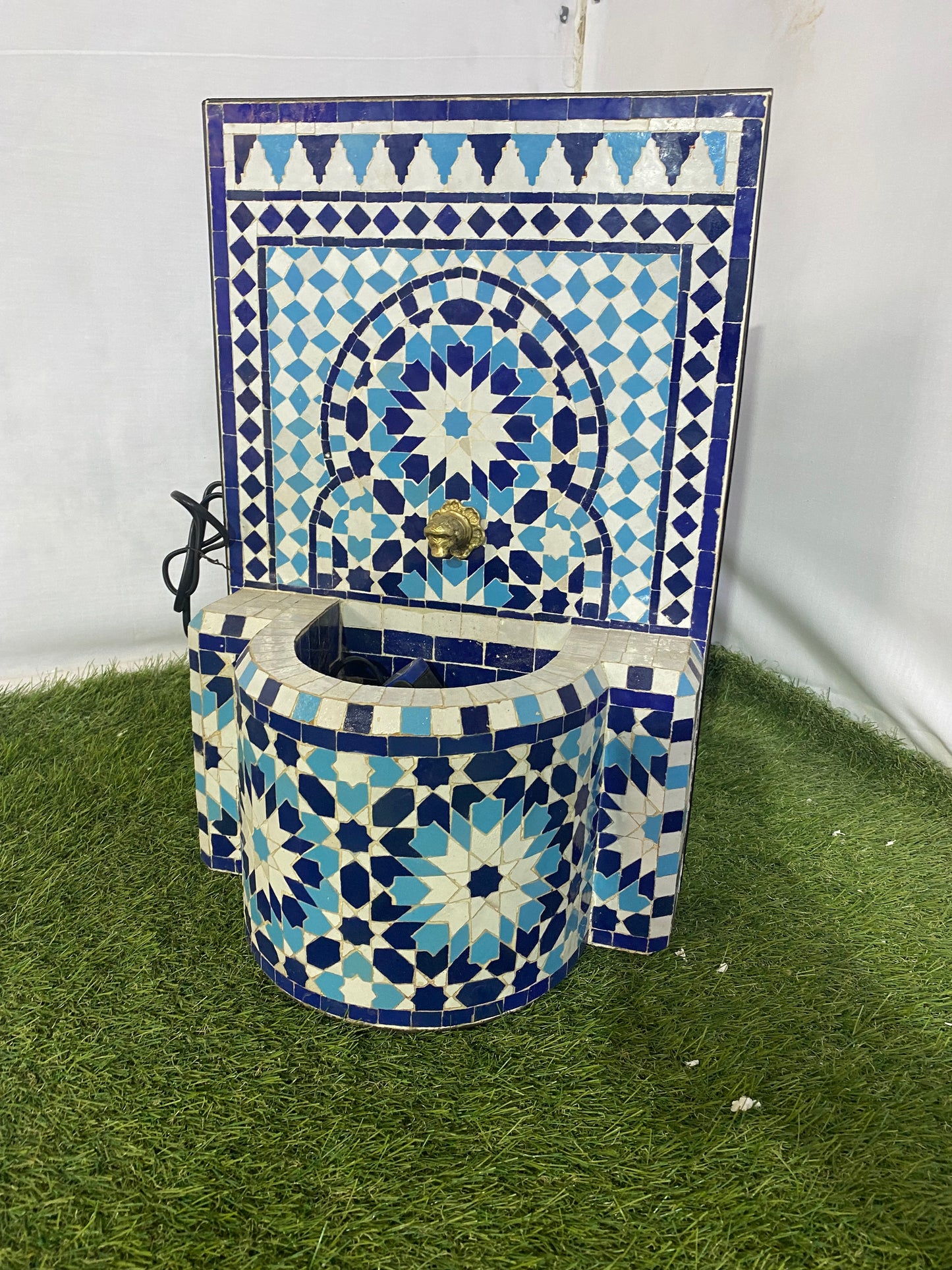 Handmade Moroccan Zellige Fountain – A Timeless Piece of Art