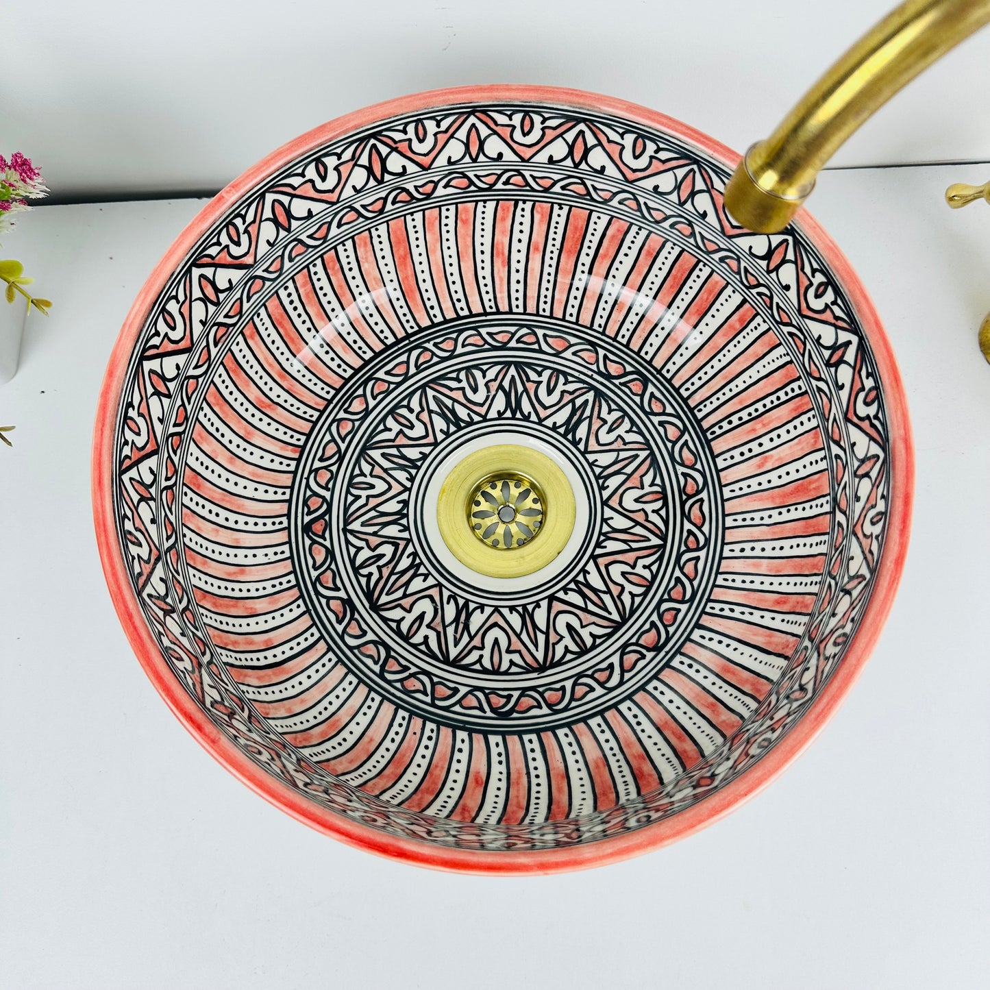 Pumpkin masterpiece: Handcrafted Ceramic Sink with Elaborate Black and Orange Details
