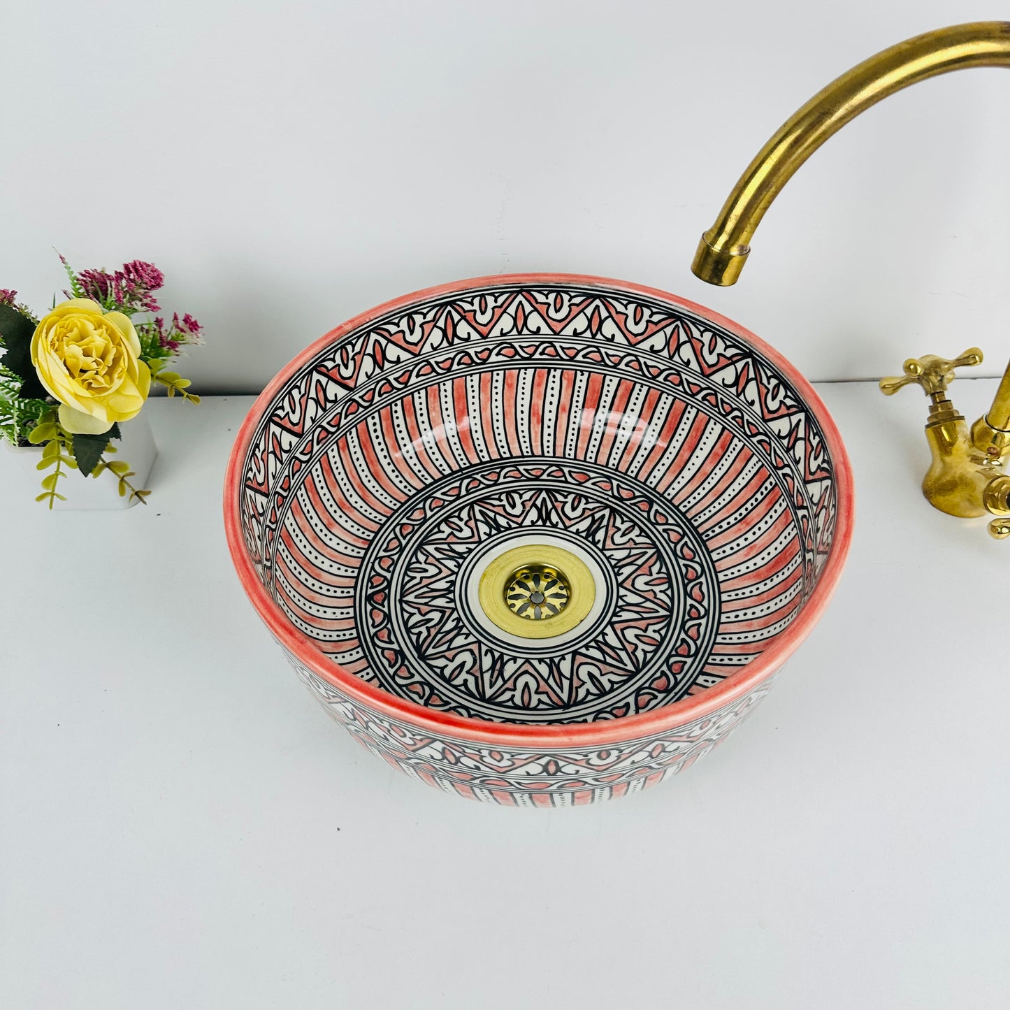Pumpkin masterpiece: Handcrafted Ceramic Sink with Elaborate Black and Orange Details
