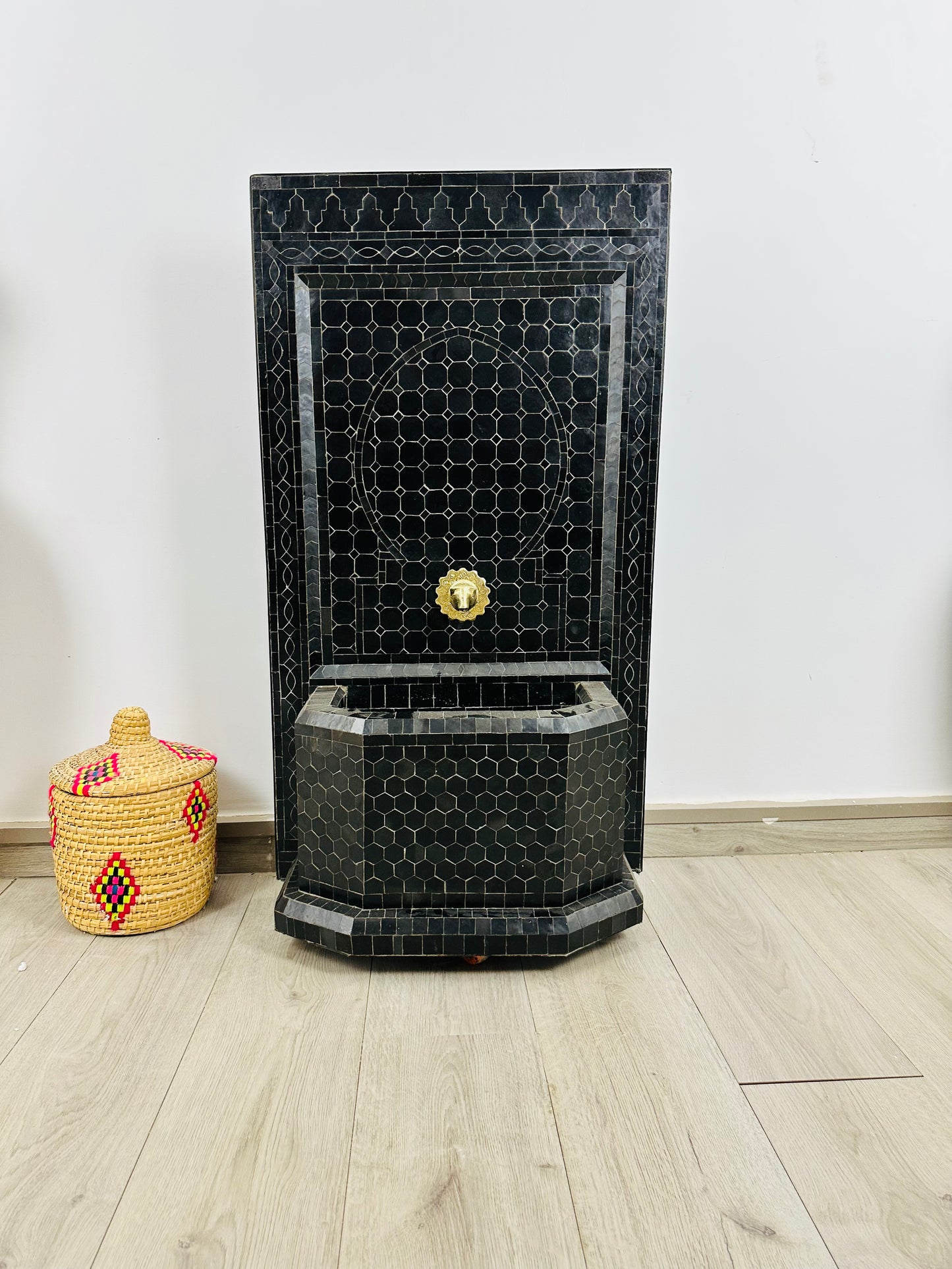 Handcrafted Moroccan Zellige Fountain – Elegant Black Edition