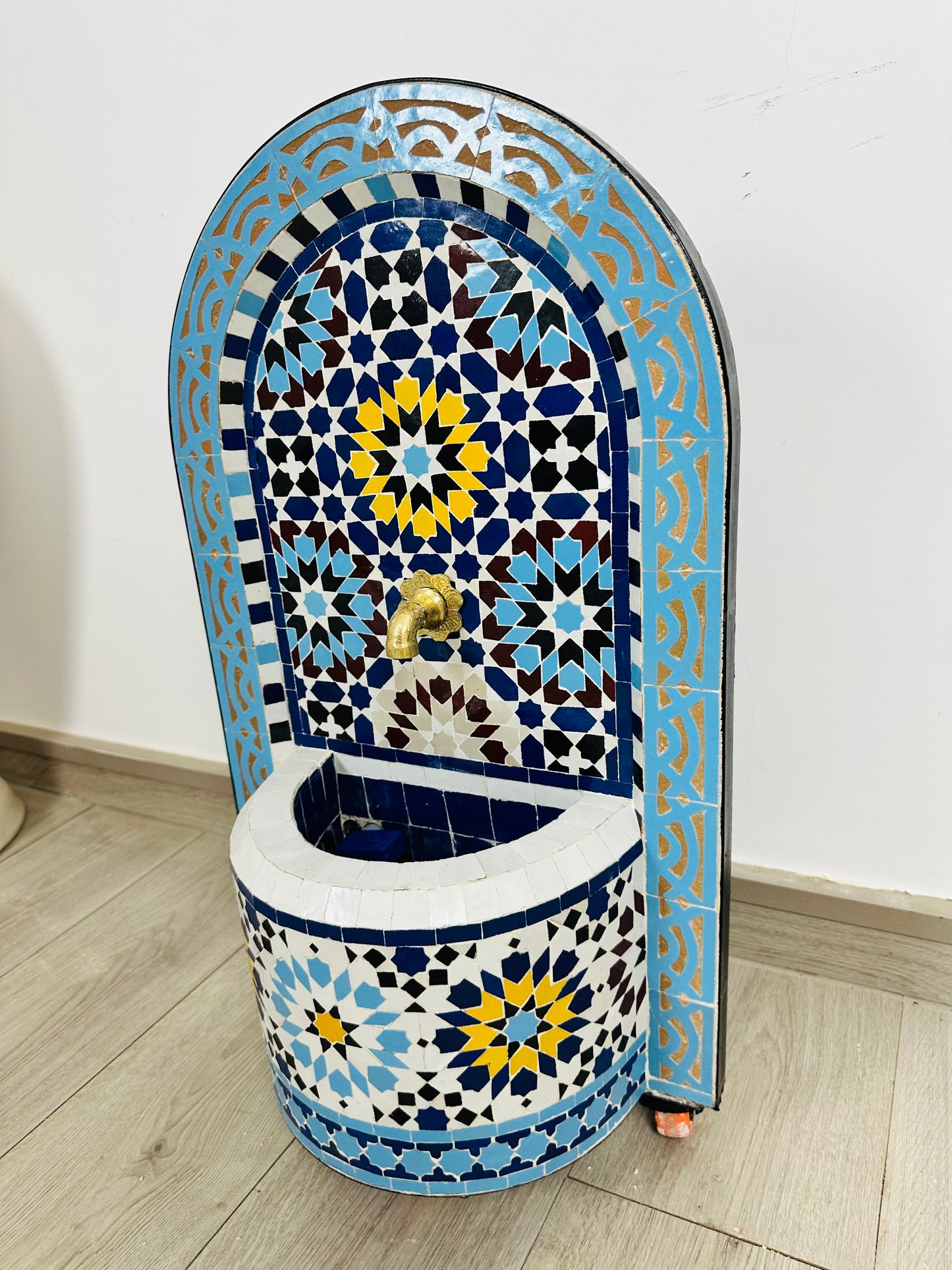 Handcrafted Moroccan Zellige Fountain – Blue & Gold Elegance