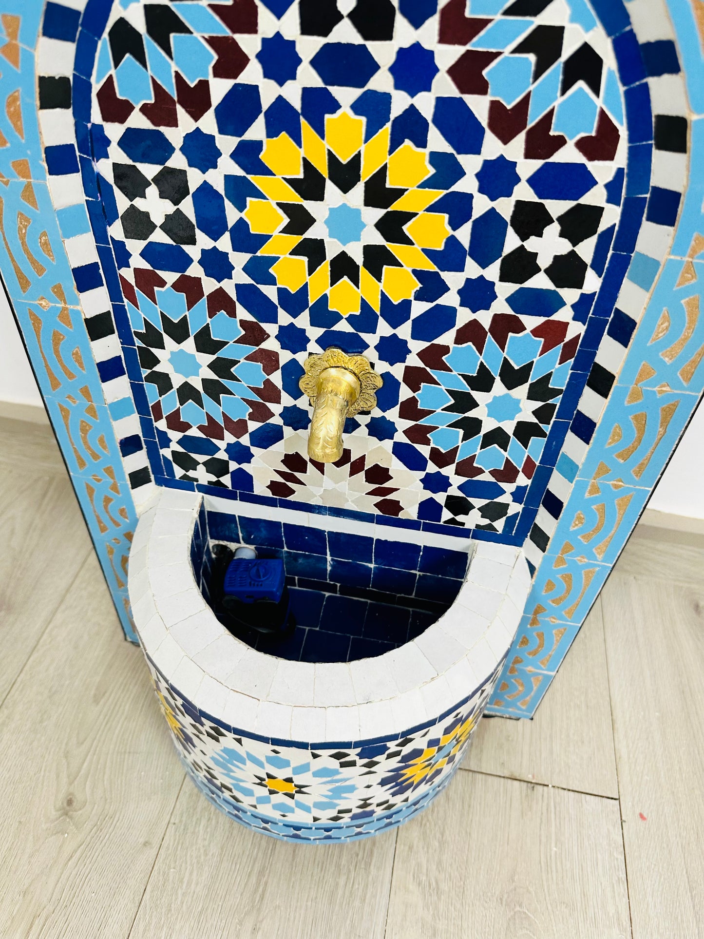 Handcrafted Moroccan Zellige Fountain – Blue & Gold Elegance