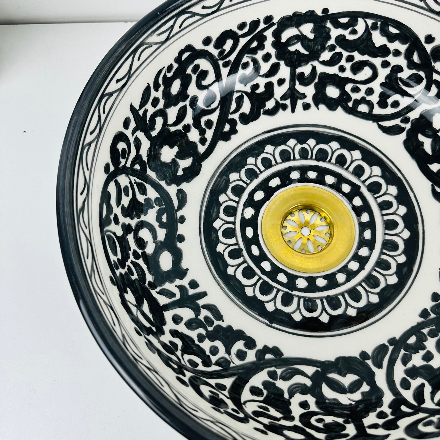 Midnight Majesty: Handcrafted Ceramic Sink with Intricate Black Design