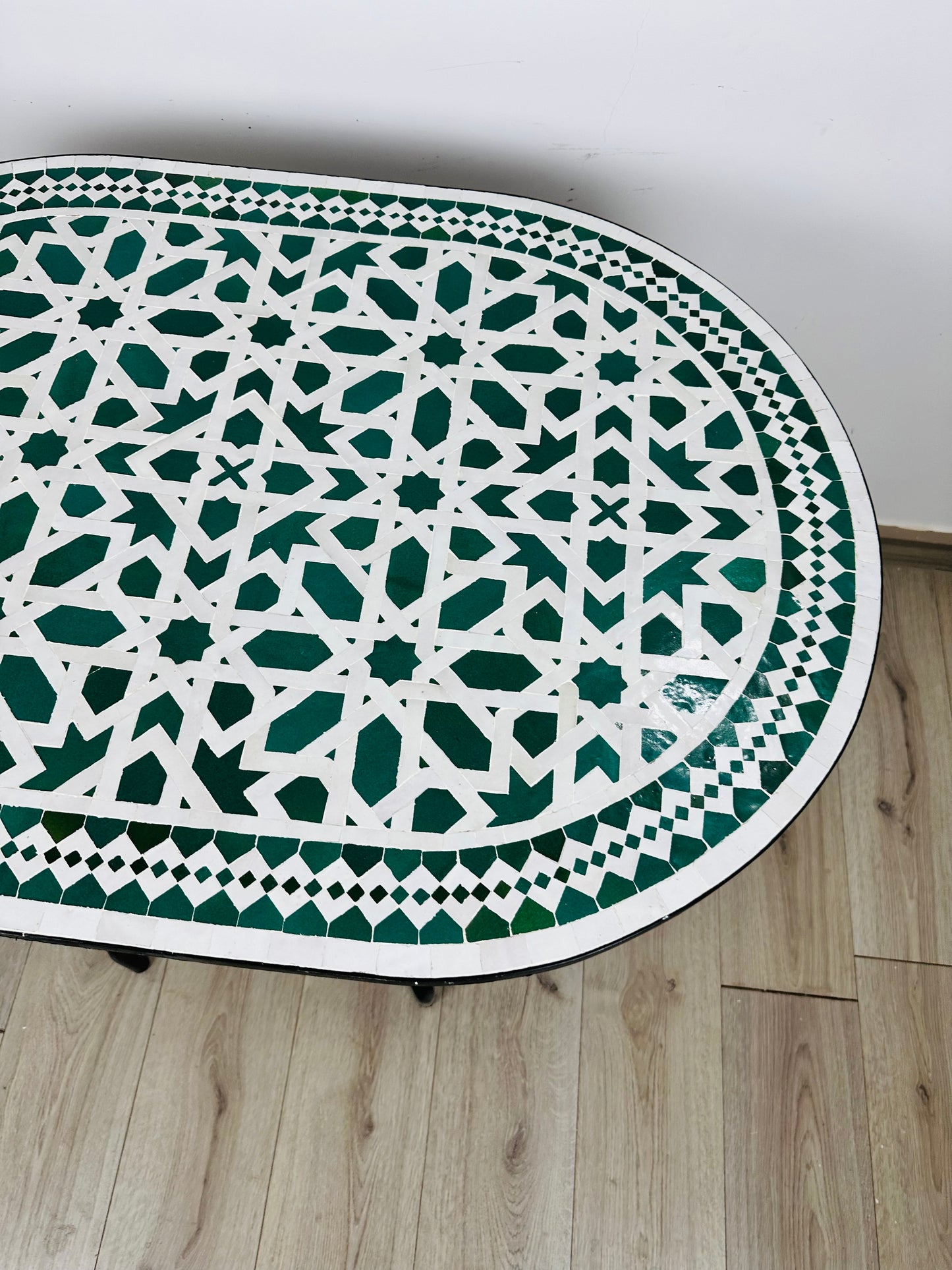 Handmade Moroccan Zellige Mosaic Table – Elegant Green & White Design