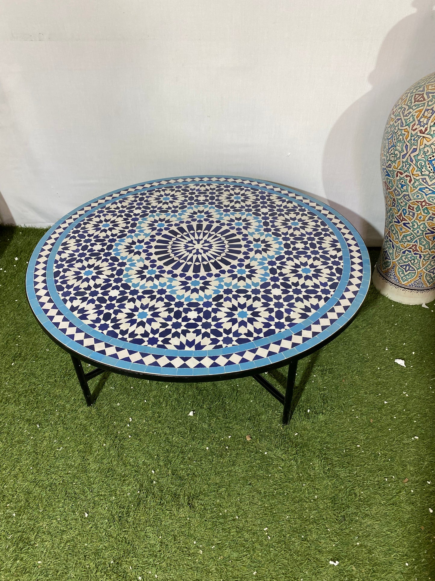 Handmade Moroccan Zellige Mosaic Table – Elegant Blue & White Geometric Design