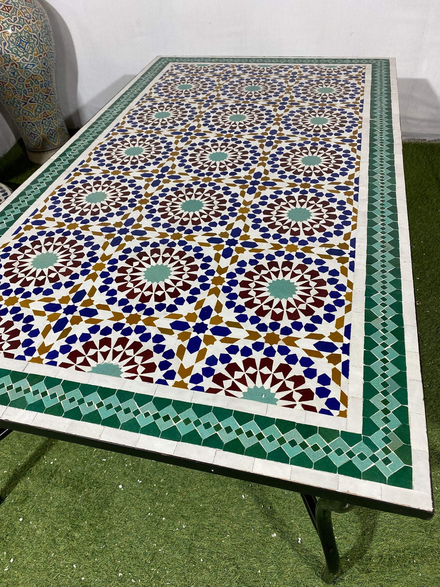 Handmade Moroccan Zellige Mosaic Table – Classic Green Elegance