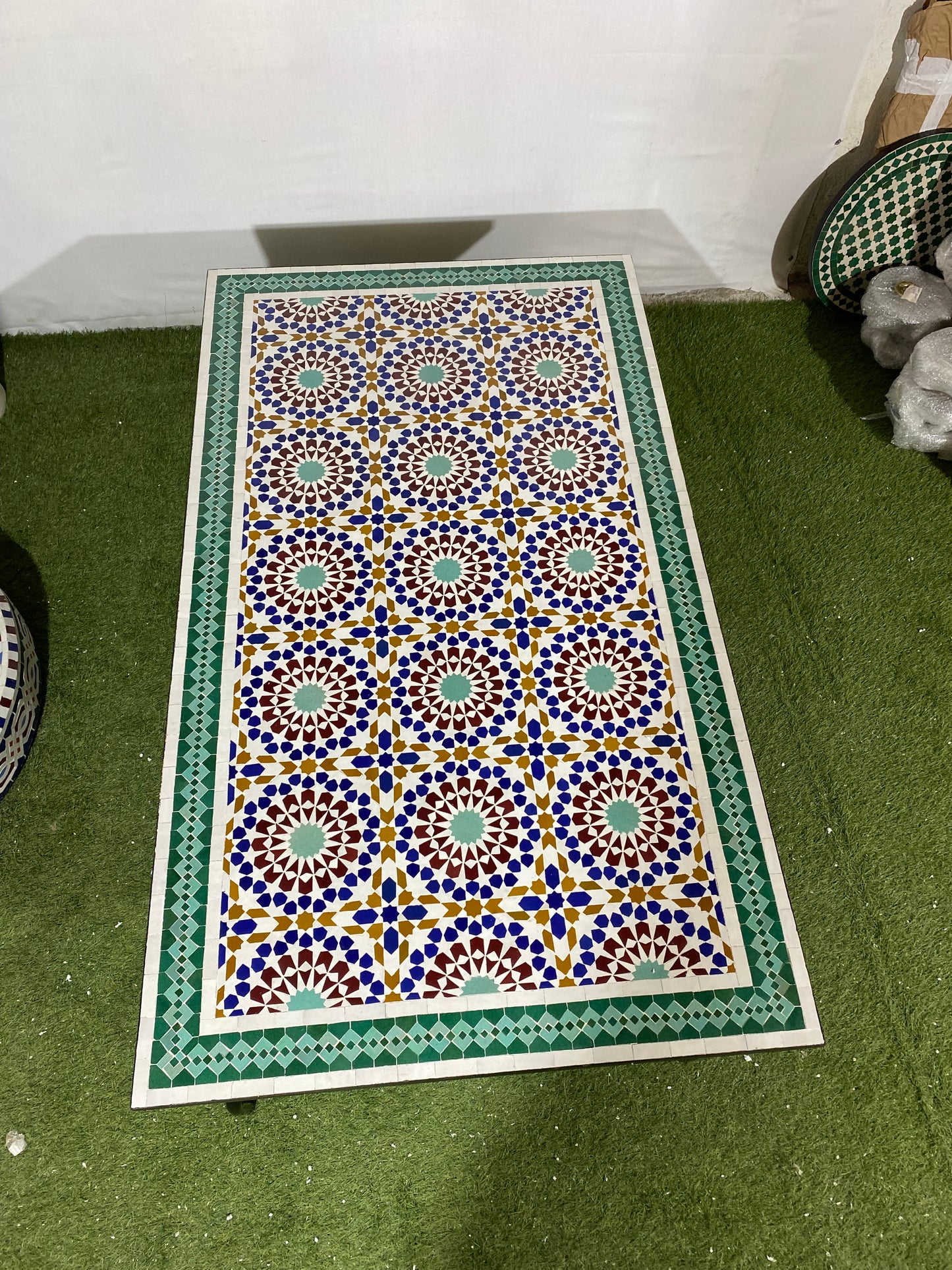 Handmade Moroccan Zellige Mosaic Table – Classic Green Elegance
