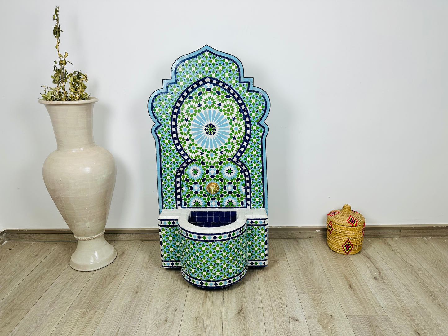 Moroccan Zellige Fountain – Handcrafted Elegance with a Traditional Touch (Copy)