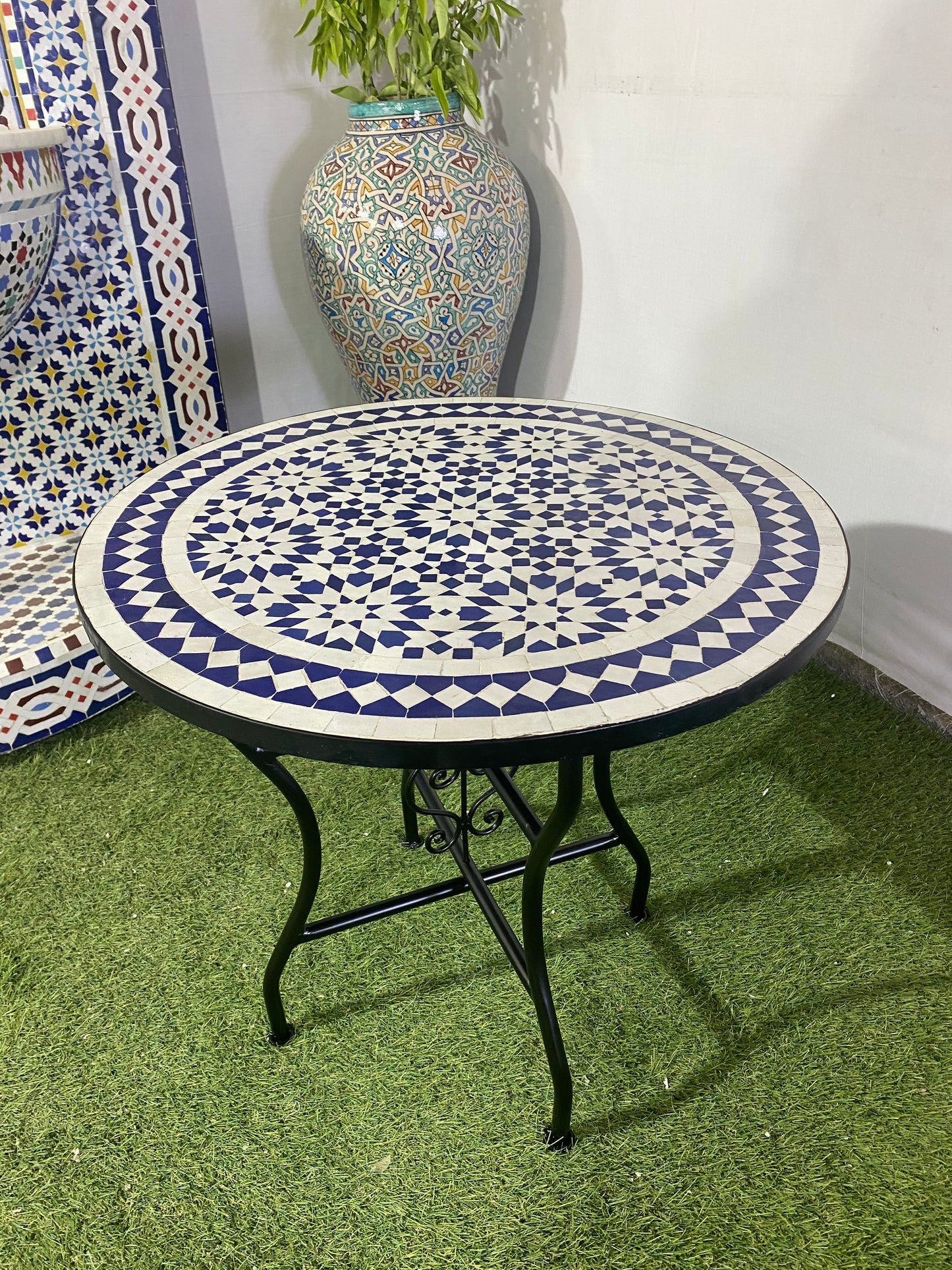Handmade Moroccan Zellige Mosaic Side Table – Elegant Blue & White Geometry