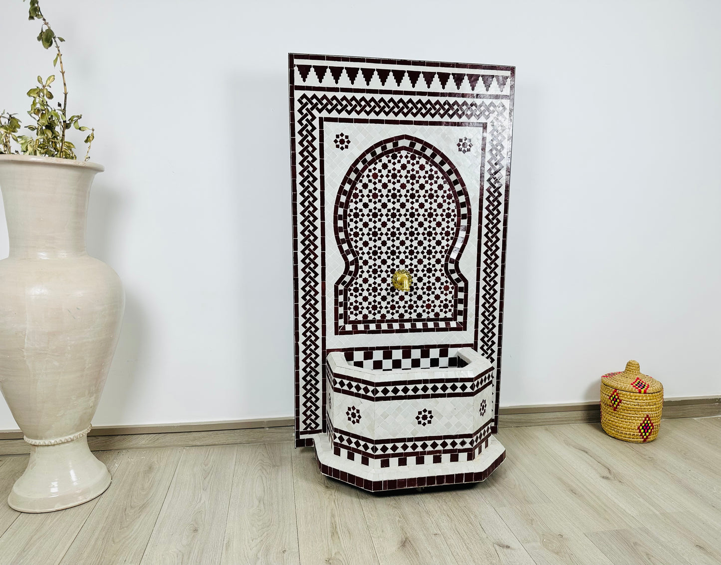 Handcrafted Moroccan Zellige Fountain – Elegant Red & White Geometric Design