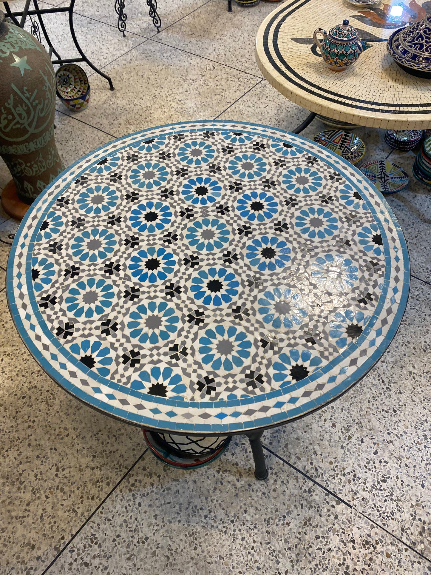 Moroccan Zellige Mosaic Table – Elegant Handmade Craftsmanship