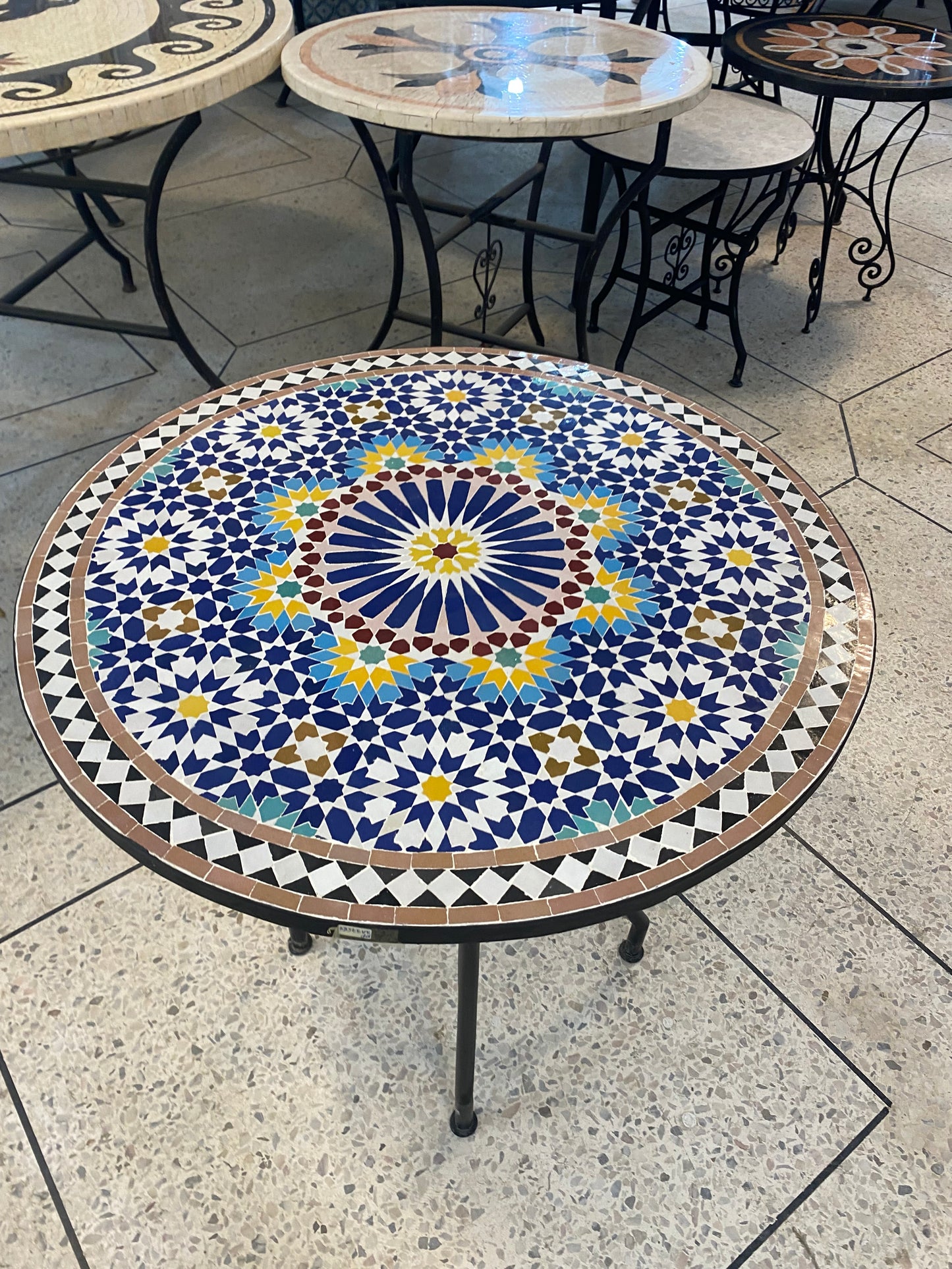 Moroccan Zellige Mosaic Table – Handcrafted Geometric Elegance