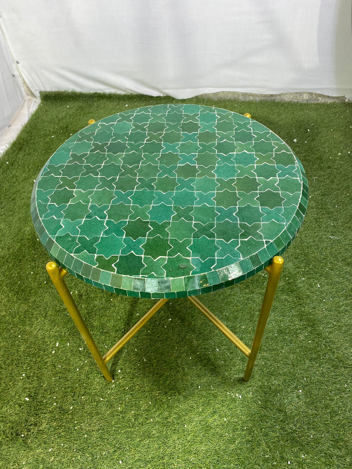 Handmade Moroccan Zellige Mosaic Table – Luxurious Emerald Elegance