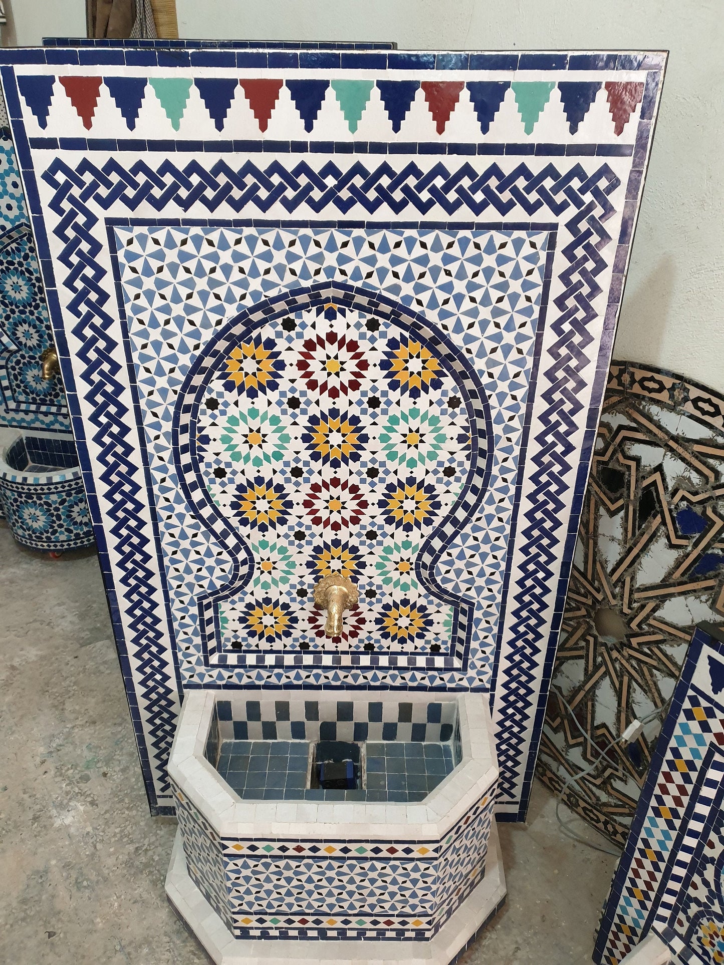 Timeless Moroccan Zellige Fountain – A Statement of Sophistication