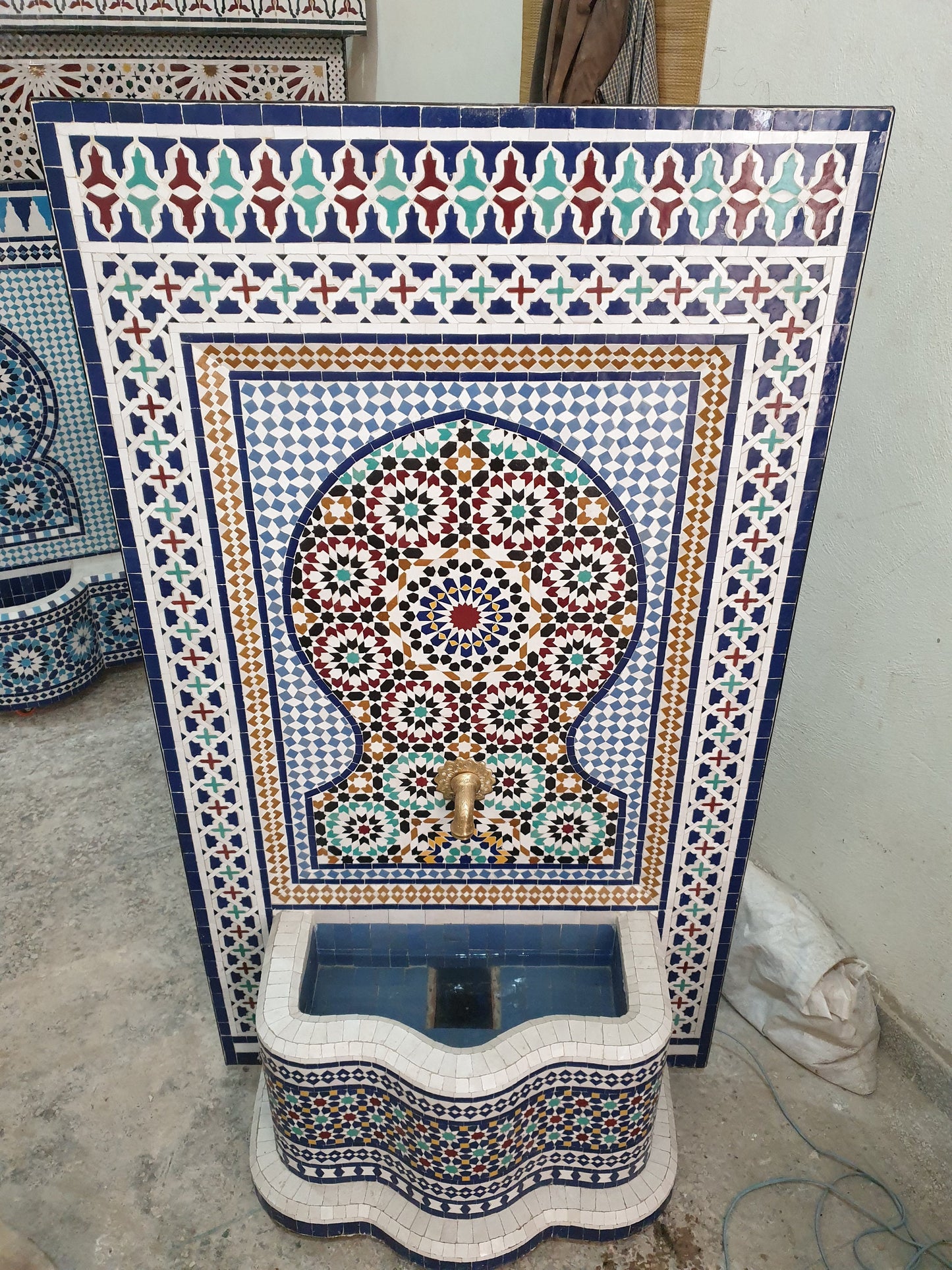 Andalusian Mosaic Moroccan Fountain – A Timeless Masterpiece