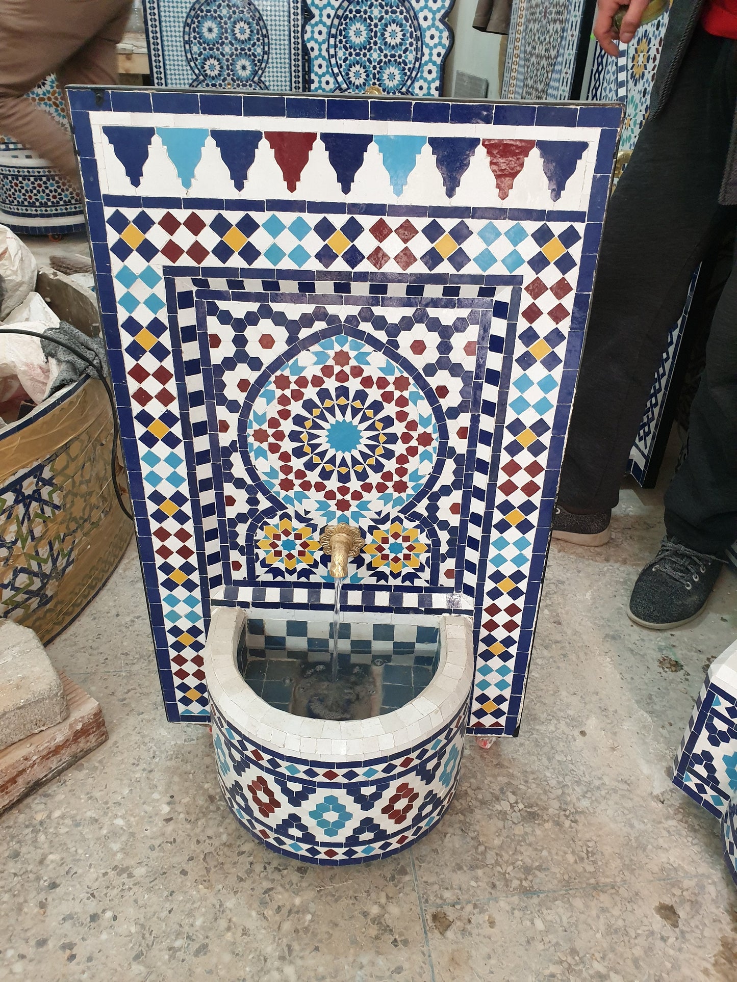 Majestic Blue Moroccan Fountain – A Touch of Royalty