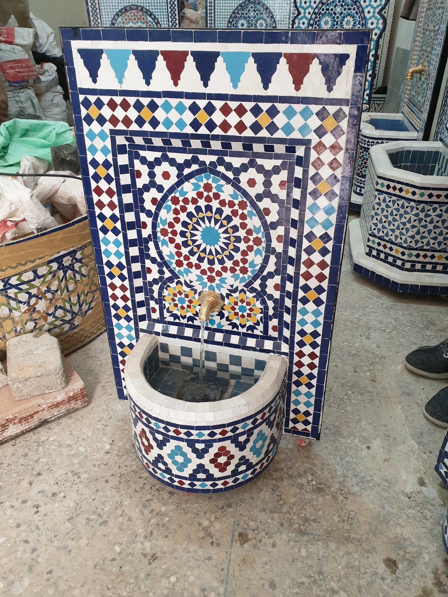 Majestic Blue Moroccan Fountain – A Touch of Royalty