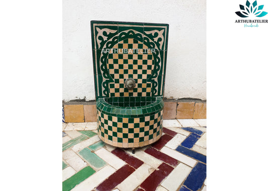 Emerald Green Moroccan Fountain – A Blend of Simplicity & Elegance