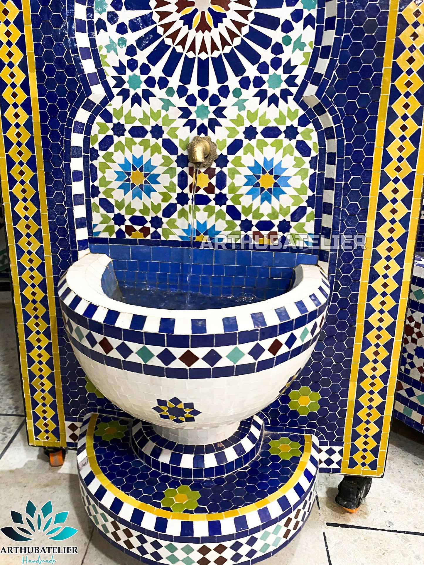 Royal Blue & Yellow Moroccan Fountain – A Timeless Masterpiece