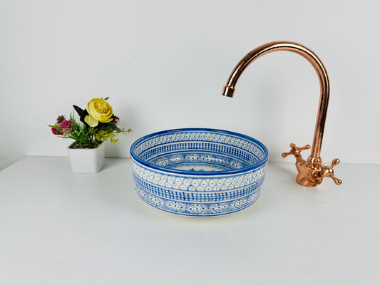 Classic Azure: Handcrafted Ceramic Sink with Traditional Blue Design