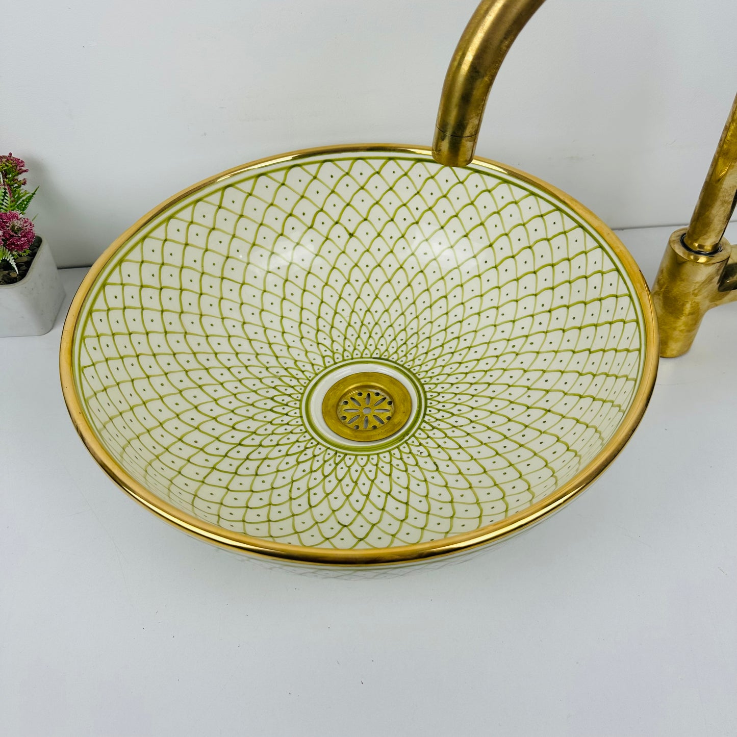 14k Gold Emerald Xscape: Handcrafted Ceramic Sink with X-Shaped Designs in Light Green