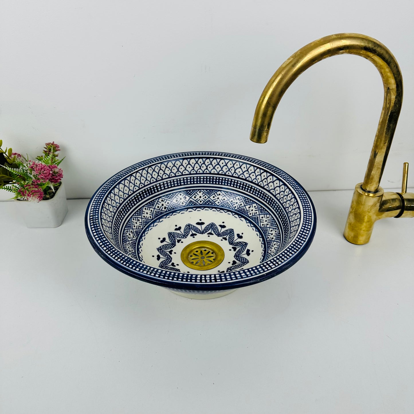 Heritage Elegance: Handcrafted Traditional Ceramic Sink in Dark blue