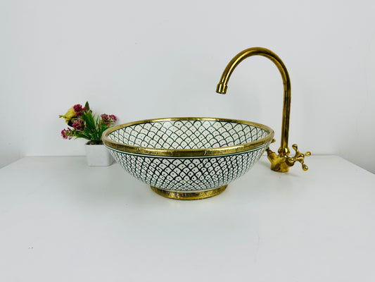 Emerald Xscape: Handcrafted Ceramic Sink with X-Shaped Designs in Green with Brass