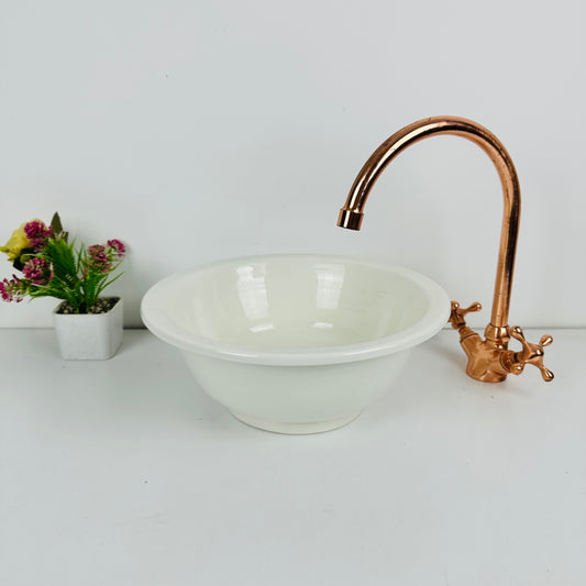 Pure Elegance: Handcrafted Ceramic Sink in Classic White