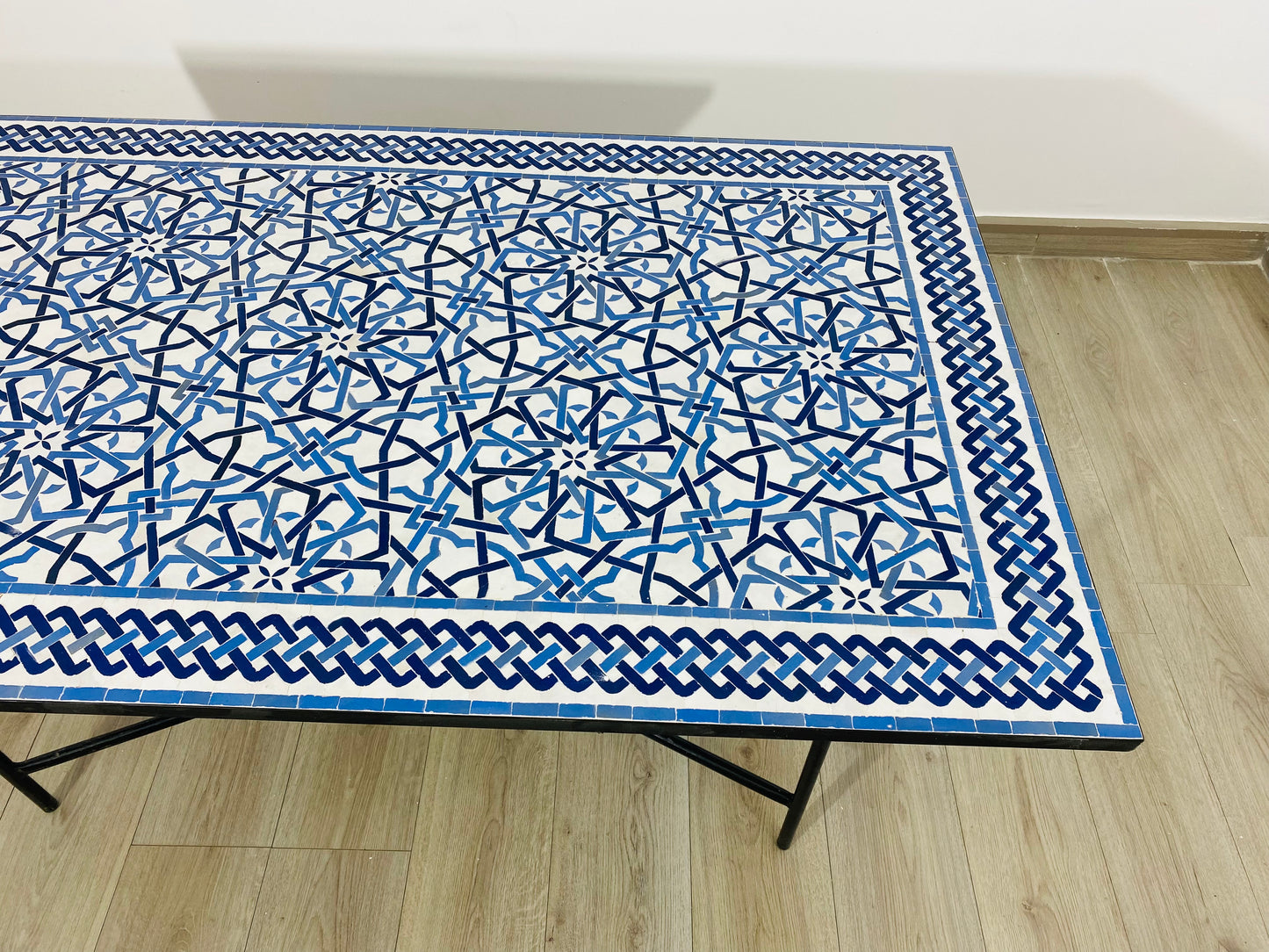 Modern table for indoor and outdoor - 100% handmade mosaic tiles - Customizable pattern and colors - Built with mid-century modern Flair.