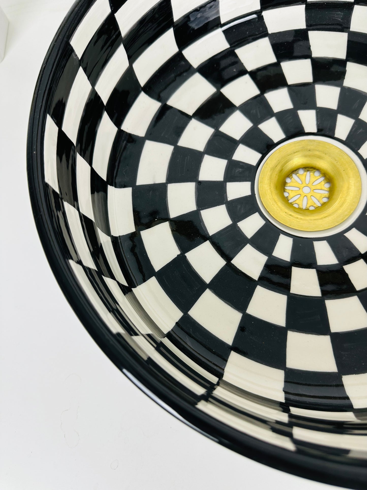 Checkerboard style: Handcrafted Black and White Mosaic Ceramic Sink