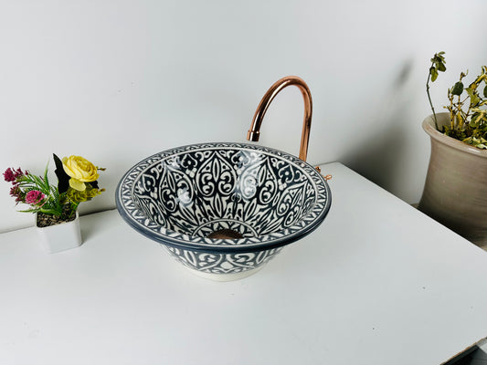 Charcoal Essence: Handcrafted Ceramic Sink in Charcoal Gray