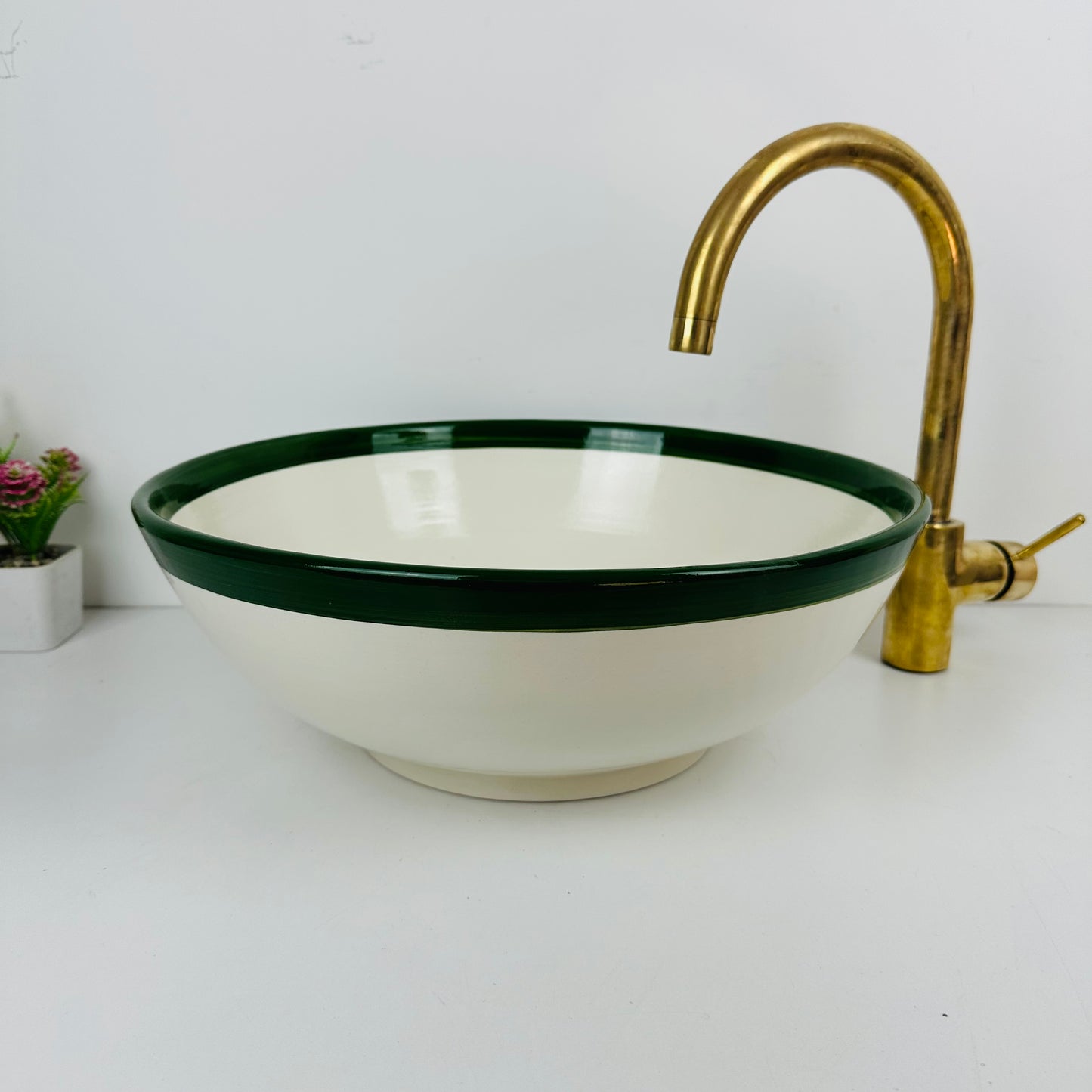 Round Elegance: Handcrafted Ceramic Sink with Green Top Finish