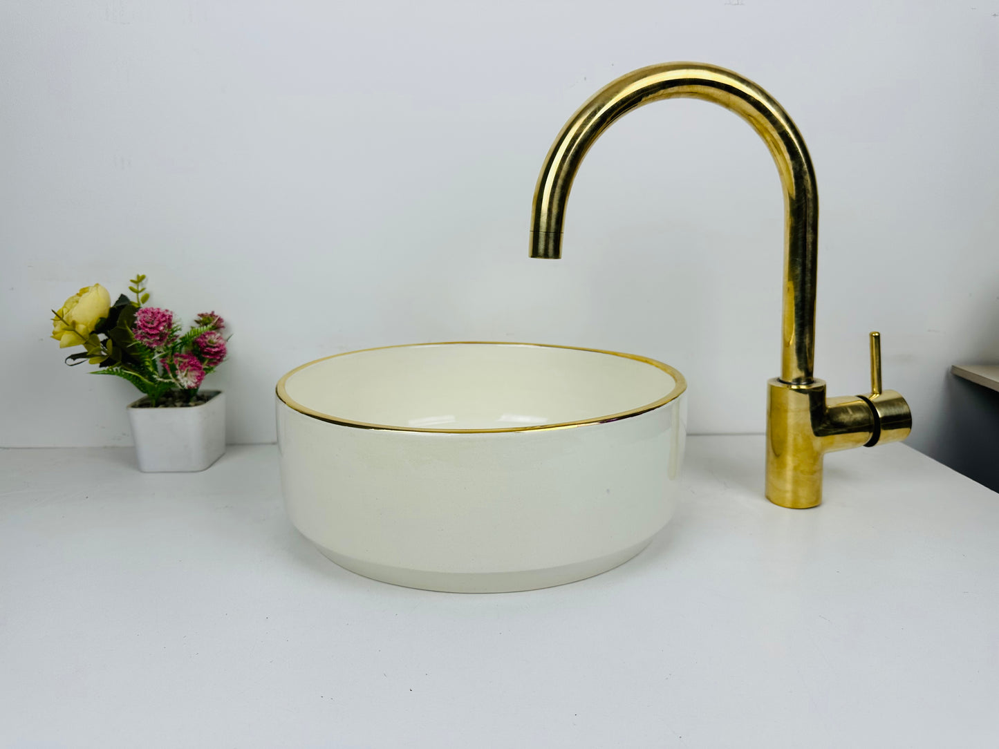 14K gold Creamy Comfort: Handcrafted Ceramic Sink in Elegant Cream color