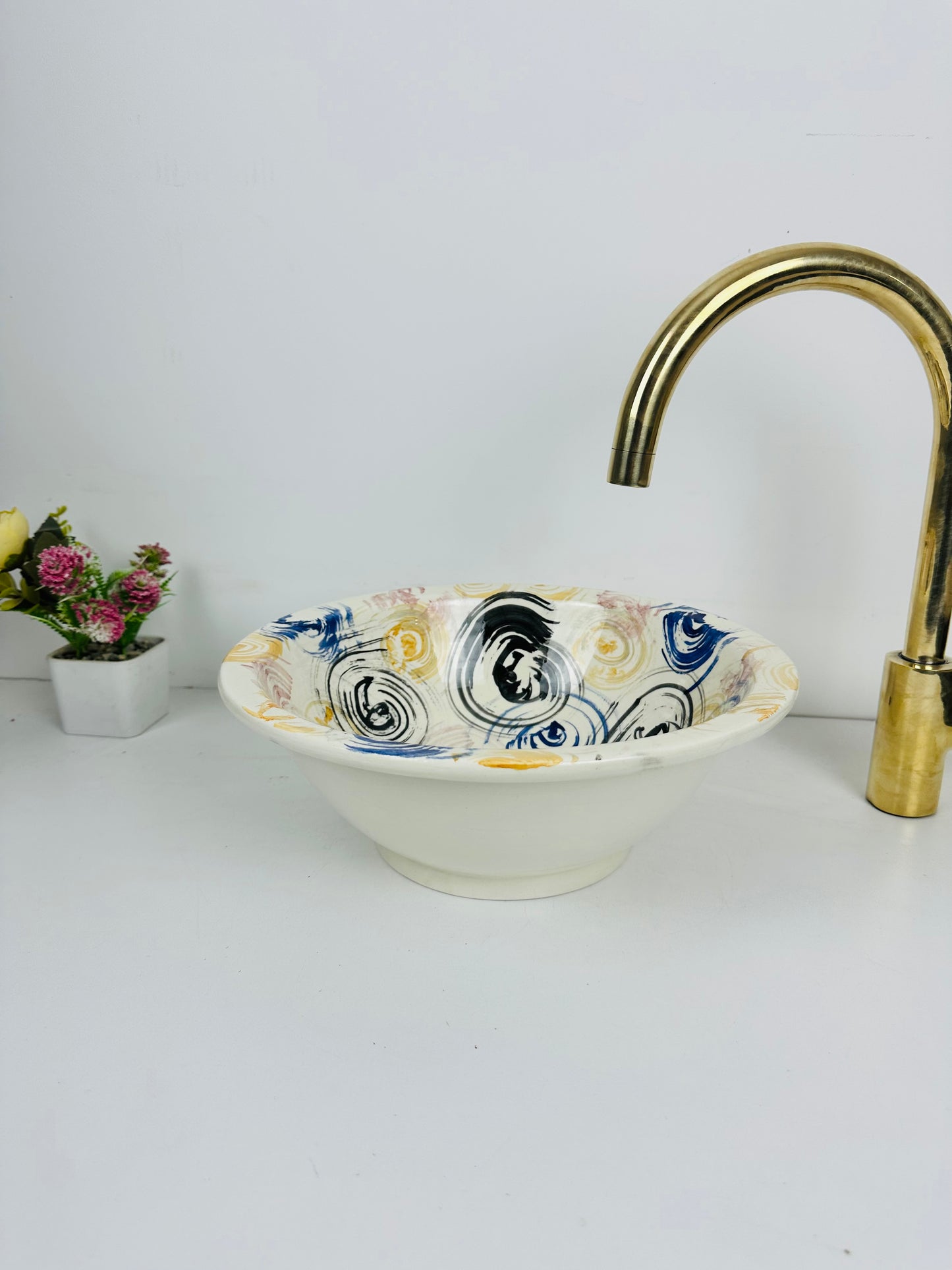 Contemporary Fusion: Handcrafted Ceramic Sink with Modern Style and Varied Colors