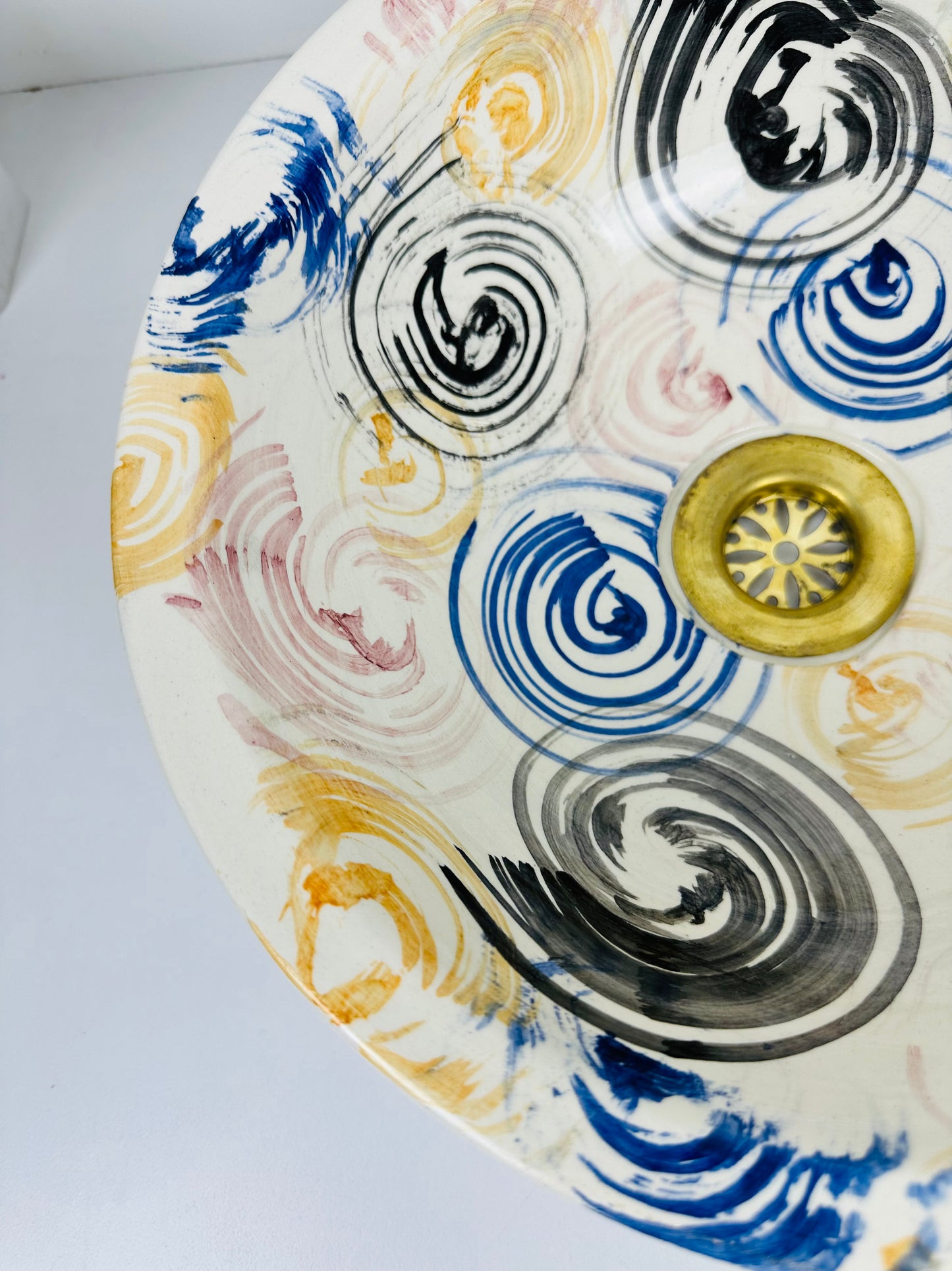 Contemporary Fusion: Handcrafted Ceramic Sink with Modern Style and Varied Colors