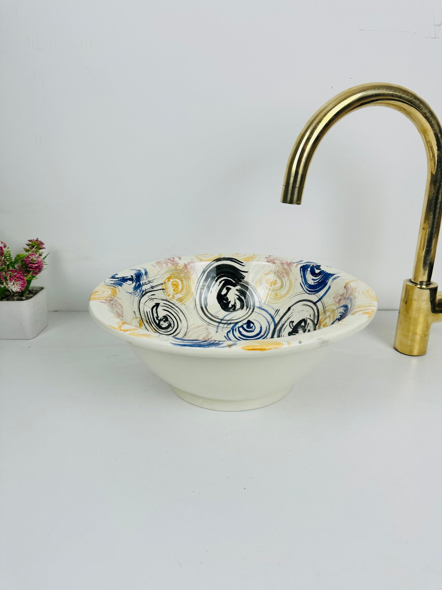 Contemporary Fusion: Handcrafted Ceramic Sink with Modern Style and Varied Colors